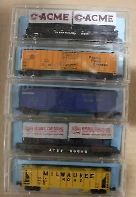 N Scale Atlas Rolling Stock (Lot Of 5 - Including 2 Piggy Back Flats) • $15