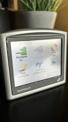 £5 • Buy TomTom One Sat Nav