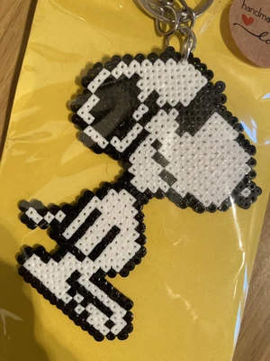 £4.95 • Buy Handmade Snoopy Cartoon Dog Pixel Hama Bead Keyrings Gift Charm Party Bag