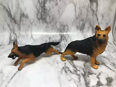 $8.47 • Buy Vintage Unmarked German Shepherd Hard Plastic Dog Figures Two