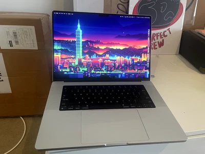 $2200 • Buy Apple MacBook Pro 16  512GB SSD M1 Pro 16GB Laptop Silver