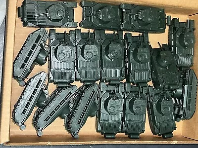 17 Pcs EKO Matilda MK II Minitanks Tanks • $59.99