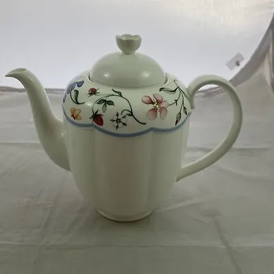 Villeroy & Boch Mariposa Coffee Pot W Lid 4 Cup Floral Bone China Germany White • $48