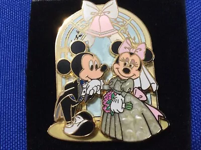 Disney Pin Mickey & Minnie Mouse Wedding Chapel - Bride & Groom 2007 3D • $24