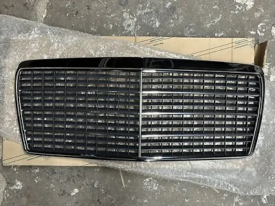 Mercedes W124 Grille Assembly 260E 300E 400E 500E 300CE 300TE 300D URO PARTS • $99