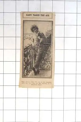 1915 Gaby Deslys Takes The Air In Her Pyjamas On Balcony Of Brighton Hotel • £6