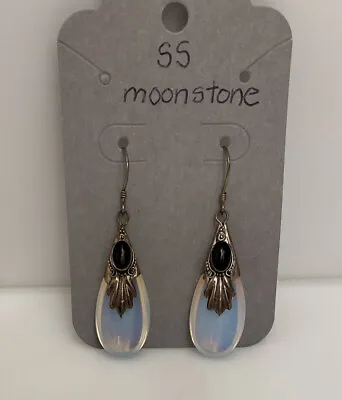 $18.50 • Buy Moonstone Teardrop Black Onyx Sterling Silver Earrings STUNNING