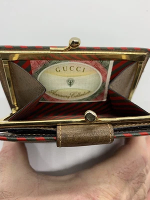 $89 • Buy Vintage~ Gucci Wallet ~ GG Authentic  Womens