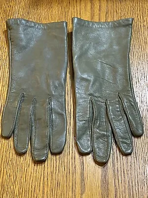 Vintage Woman’s Aris Olive Green Size 7 Leather Gloves W/Silk Lining Philippines • $10