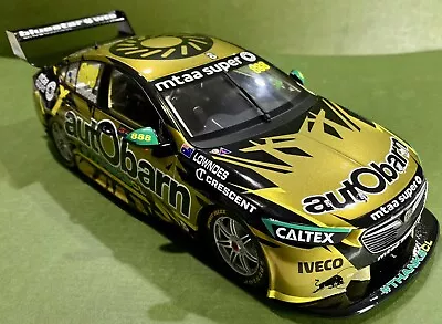 1:18 Model Holden ZB 888 Commodore Craig Lowndes Final Race Classic Carlectables • $299