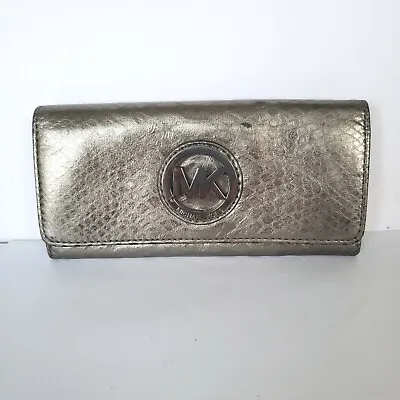 MICHAEL KORS Fulton Carryall Silver Metalic Snake Leather Envelope Wallet Large  • $25