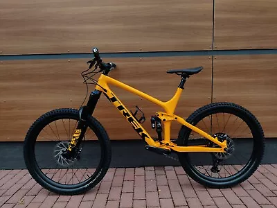 Trek Remedy 9.8 XL Marigold  • $4700