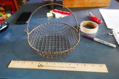 Vintage Unusual Metal Wire Basket 7 1/2  Dia. Lot 24-3-4 • $12