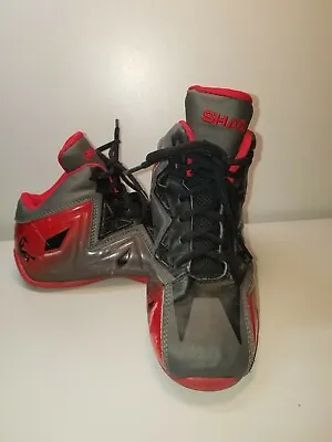 Shaq High Top Basketball Shoes Leather Youth Size 3 Red & Black Shaquille O'neal • $8