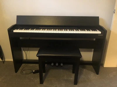 $950 • Buy Roland F-140R Electric Piano With Built In Speakers. Includes Piano Bench.