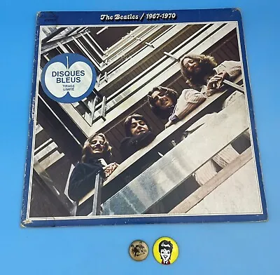 The Beatles 1967-1970 Blue Vinyl 1978 Double LP  C162-053091 & Two Vintage Pins • $39.95