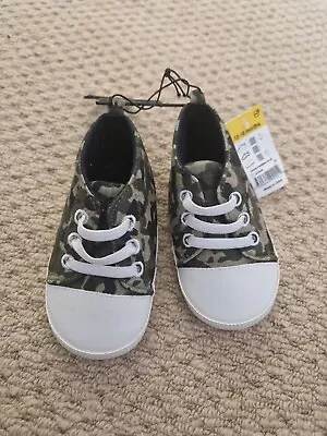 £3.50 • Buy Baby Boys Pram Shoes 12-18 Months Matalan BNWT Cargo