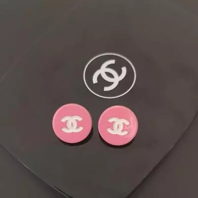 £77.64 • Buy Chanel Vintage Button Set Management311
