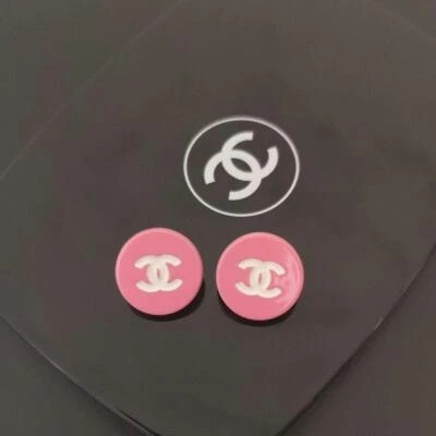 £77.64 • Buy Chanel Vintage Button Set Management311