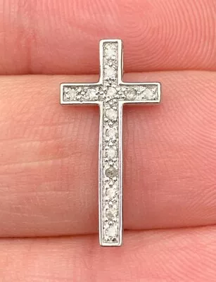 9ct Gold Diamond Cross Pendant 9k 375 • £16.50