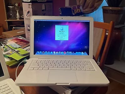 Apple MacBook 13.3  (250GB HDD Intel Core 2 Duo 2.26 GHz 2GB RAM NVIDIA... • $65