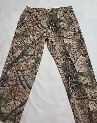 Cabelas Mens Zonnz Woodlands Camouflage Hunting Pants  Size 42  • $18