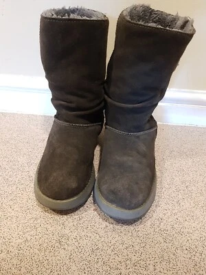 £9.90 • Buy Sketchers  Army Green  Real Suede Mid  Calf Boots Fur Lining Size UK 6 EU 39