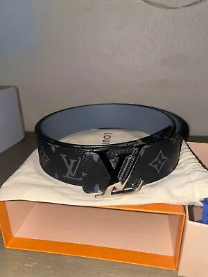 Louis Vuitton INITIALES 40MM REVERSIBLE BELT- Open Box - 95cm - $600 Value • $340