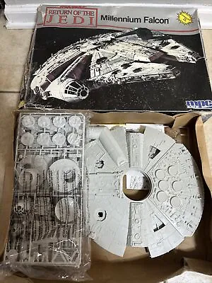 MPC ERTL Star Wars Return Of The Jedi Millennium Falcon 8917 Model Kit 1989 NOB • $55.99