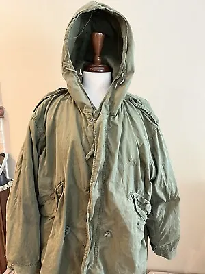 Vintage M-1951 Medium Fishtail Parka Shell W/ Liner #B • $150