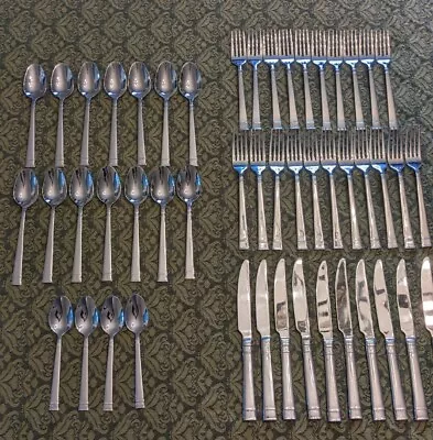 10+ PLACE SETTINGS Heritage Mint Ltd BENTLEY Stainless 18/10 Flatware Silverwear • $97.99