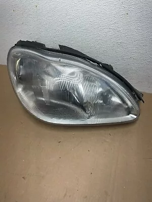 Halogen 2000-2002 Mercedes S-Class Right Passenger Side Headlight OEM 9053N DG1 • $84.99