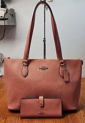 COACH CH285 Gallery Tote Crossgrain Leather Bag Gold/Light Coral W/Wallet  • $470.16