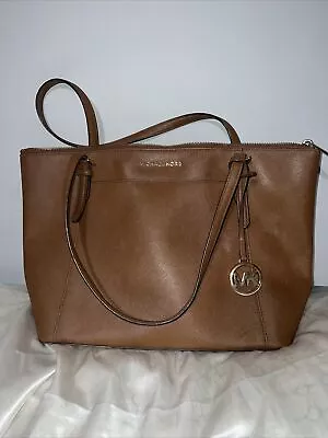 Michael Kors Jet Set Brown Saffiano Leather Top Zip Large Tote Shoulder Handbag • $30