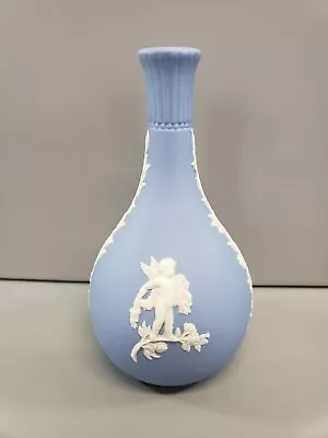 Wedgwood Jasperware Blue Cherub Bud Vase England Vintage • $28