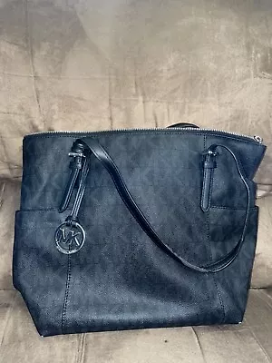 Michael Kors Signature Jet Set Black Leather Zip Top Tote Shoulder Handbag • $40