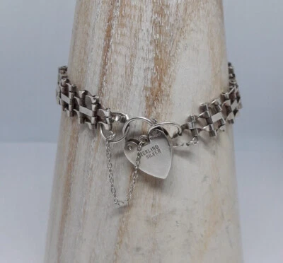 £13.50 • Buy Vintage Sterling Silver Heart Charm Bracelet Jewellery Hallmark 925 Weight 10.6g