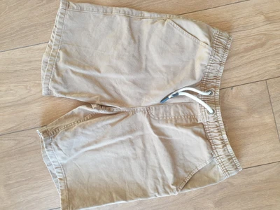 £3 • Buy Boys M&S Shorts Age 11 To 12 Tan Colour