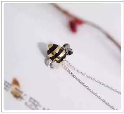 LIMITED EDITION  BEE INSPIRED  SILVER & GOLD Tone BUMBLEBEE Honey Bee NECKLACE • $12.75