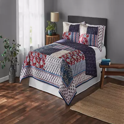 Polyester Microfiber Reversible Red Vintage Americana Patchwork Quilt Full/Queen • $24.97