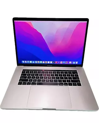 Apple MacBook Pro TouchBar A1707 15'' 2017 I7 2.8GHz 256GB 16GB Battery Cycle560 • £99