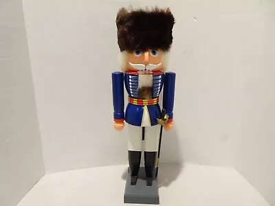 Vtg Erzgebirgische Volkskunst Nutcracker SOLDIER 14.5  GDR Blue Uniform Fur Hat • $74.50