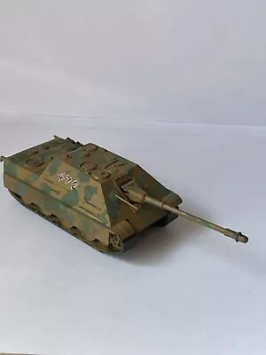 WWII GERMAN  JAGDPANTHER - 1/76 Scale - Built & Painted - 66109 • £6.99