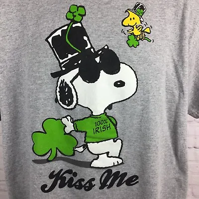 Snoopy Shirt Adult Large Gray Woodstock Irish Kiss Me St Patrick Graphic Tee Men • $13.99