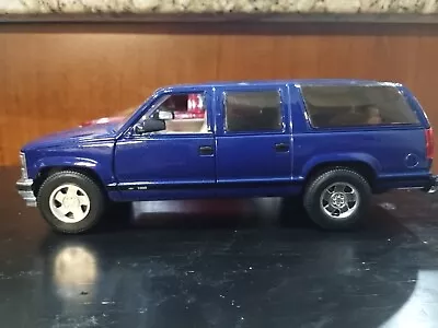 SUNNYSIDE CHEVROLET SUBURBAN 1:24 SCALE Diecast MODEL SUV 90'S-2K'S Loose Blue • $49.99