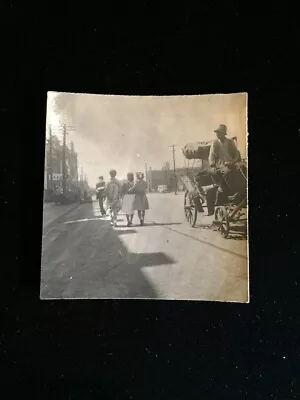 #17594 Japanese Vintage Photo 1940s / Man Woman People Landscape • £5.76