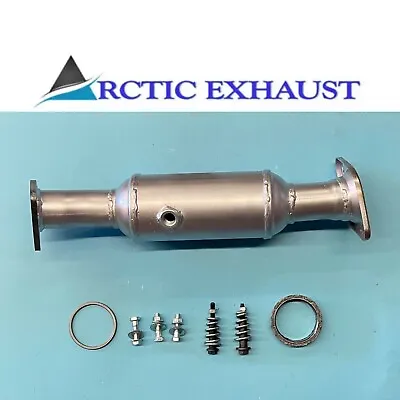 Fits: 2000-2003 Honda S2000 2.0l Front Catalytic Converter  • $134.99