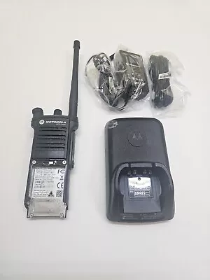 Motorola APX7000R VHF 700 /800 MHz Two Way Radio H97TGD9PW1AN W Charger APX7000 • $999.99