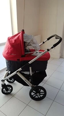 £200 • Buy Uppababy Vista Pram / Pushchair / Travel System - Heavy Duty, Denny Red