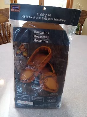 ArtMinds Moccasins One Pair Leather Crafting Kit Unisex Size 6-7 Package. New • $10.99
